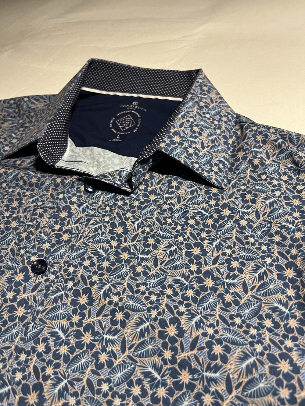 Construct Men’s Button Down Shirt Size Large Slim Fit Long Sleeve Floral Print